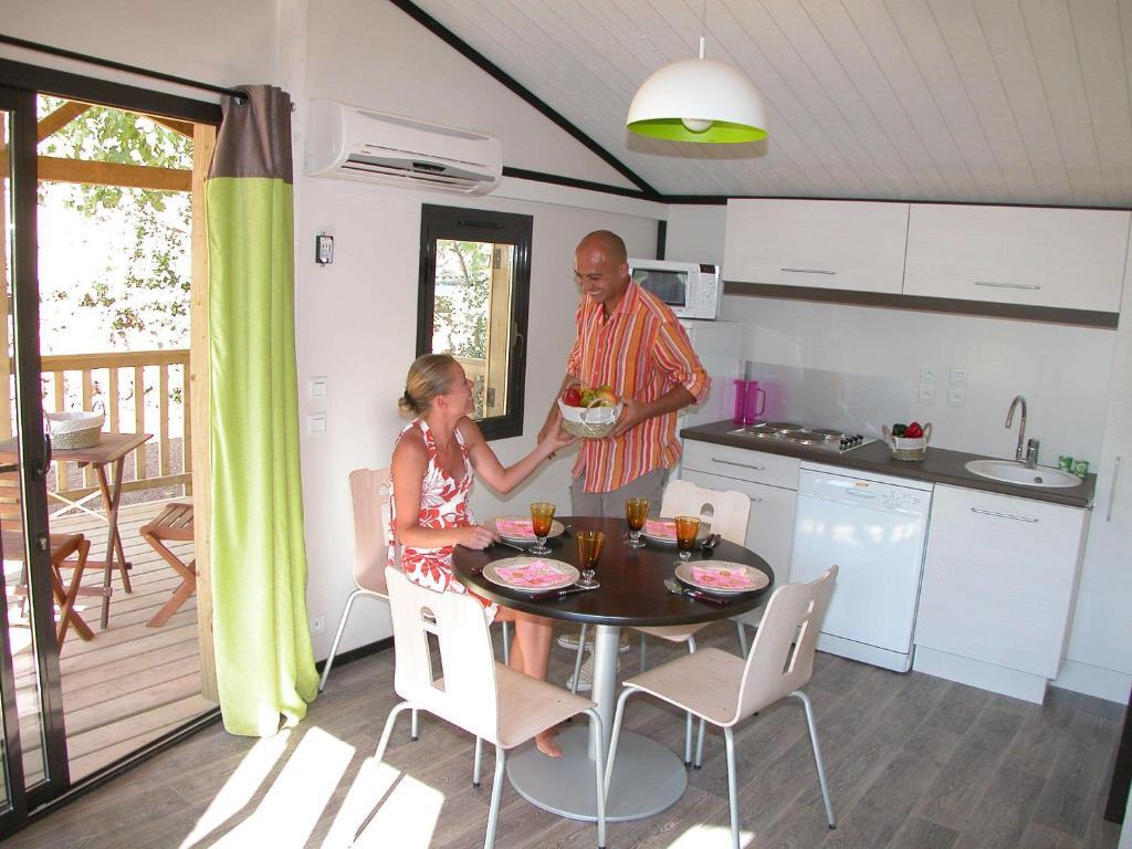 Campsite Lagrange - Les Varois Sollies-Toucas
